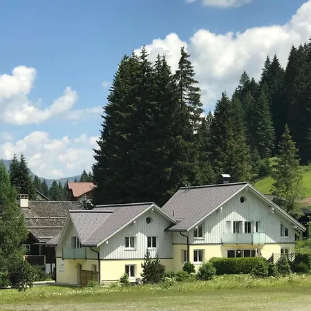 Appartement Haus Capricorn - Garten - Bergdorf 1423m Gargellen